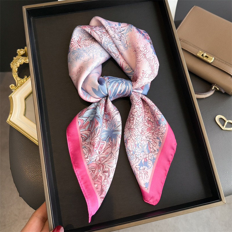 Luxuriöser Designer-Druckschal – Luxury Bags Brand Bewertung und Preis