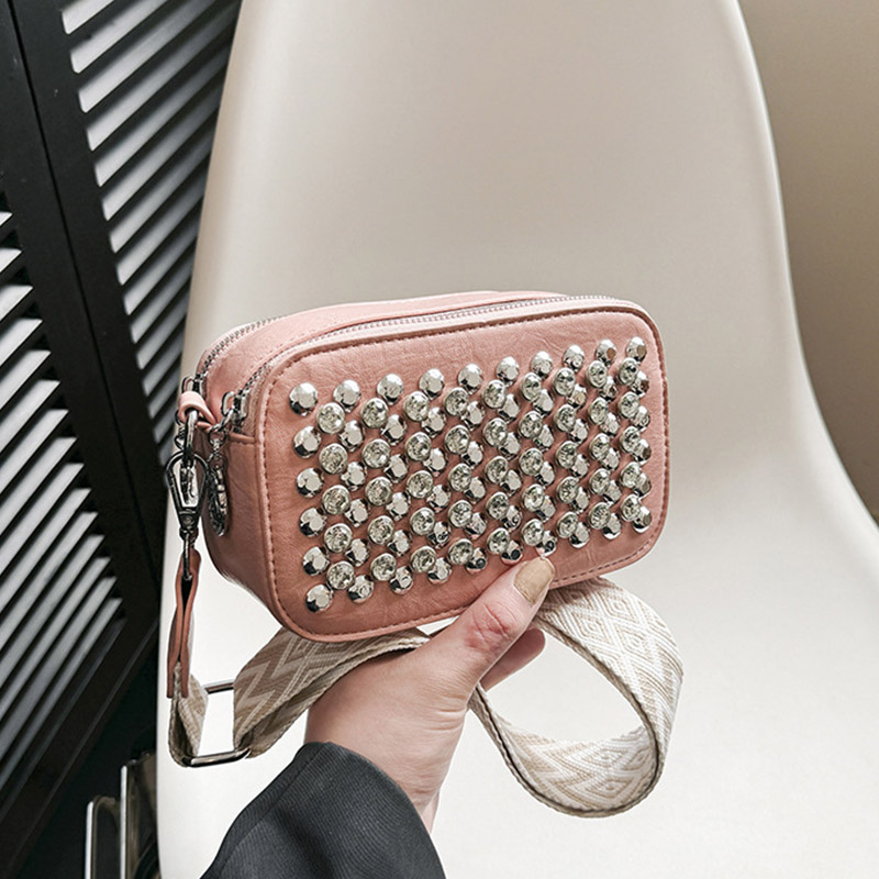 Europäische Damen-Diamant-Hand – Luxury Y2K Bags Bewertung und Preis