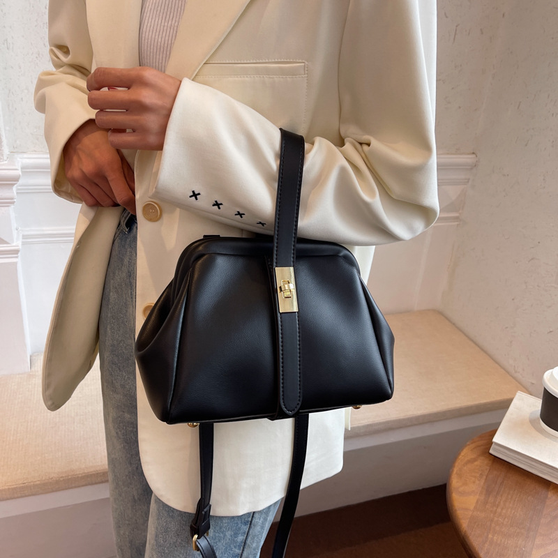 Neue Vintage-Schultertasche, L – Luxury Bags In Sale Bewertung und Preis